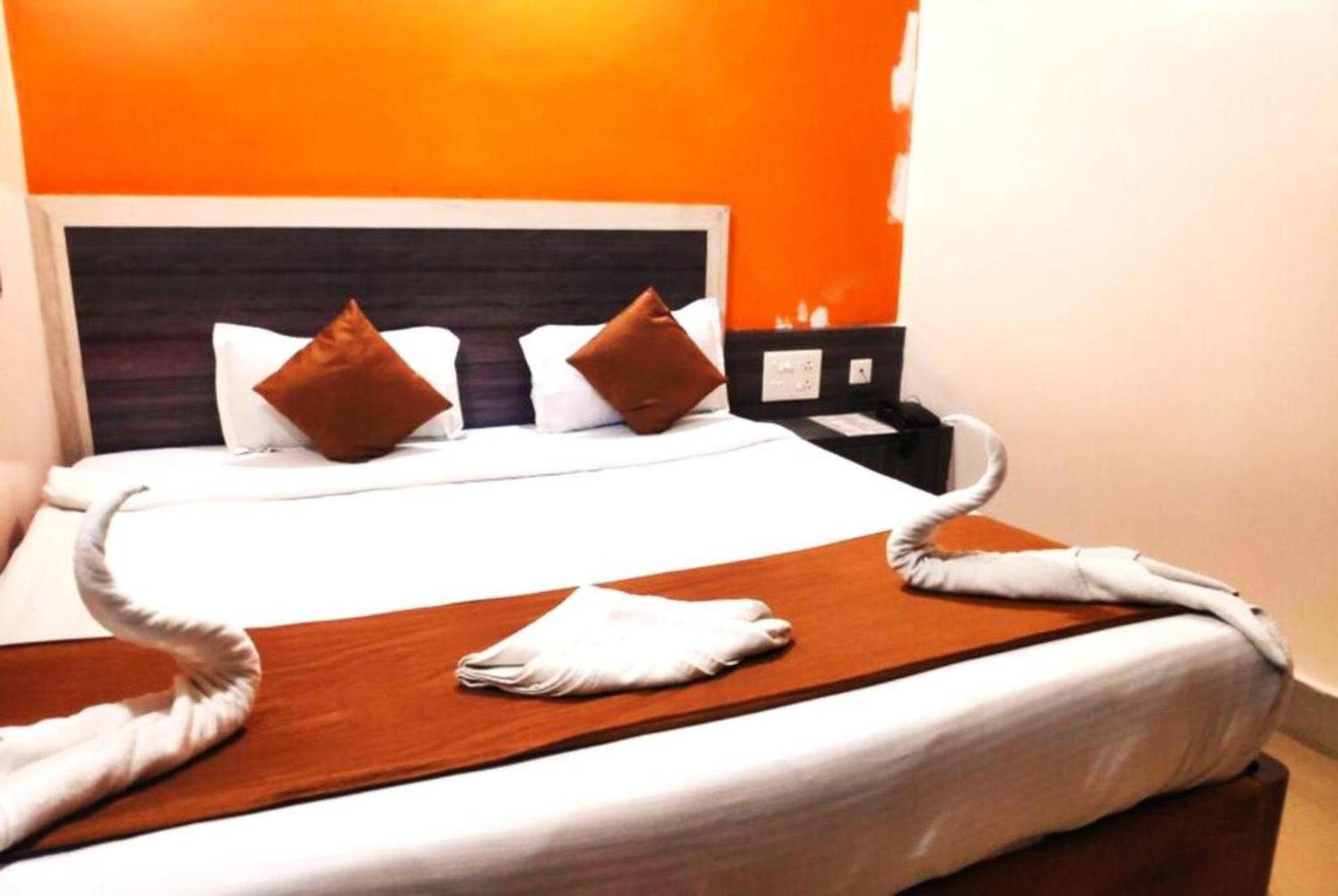 Hotel Krishna Residency Puri Near Sea Beach Best Choice Of Travellers By Morservices Eksteriør billede