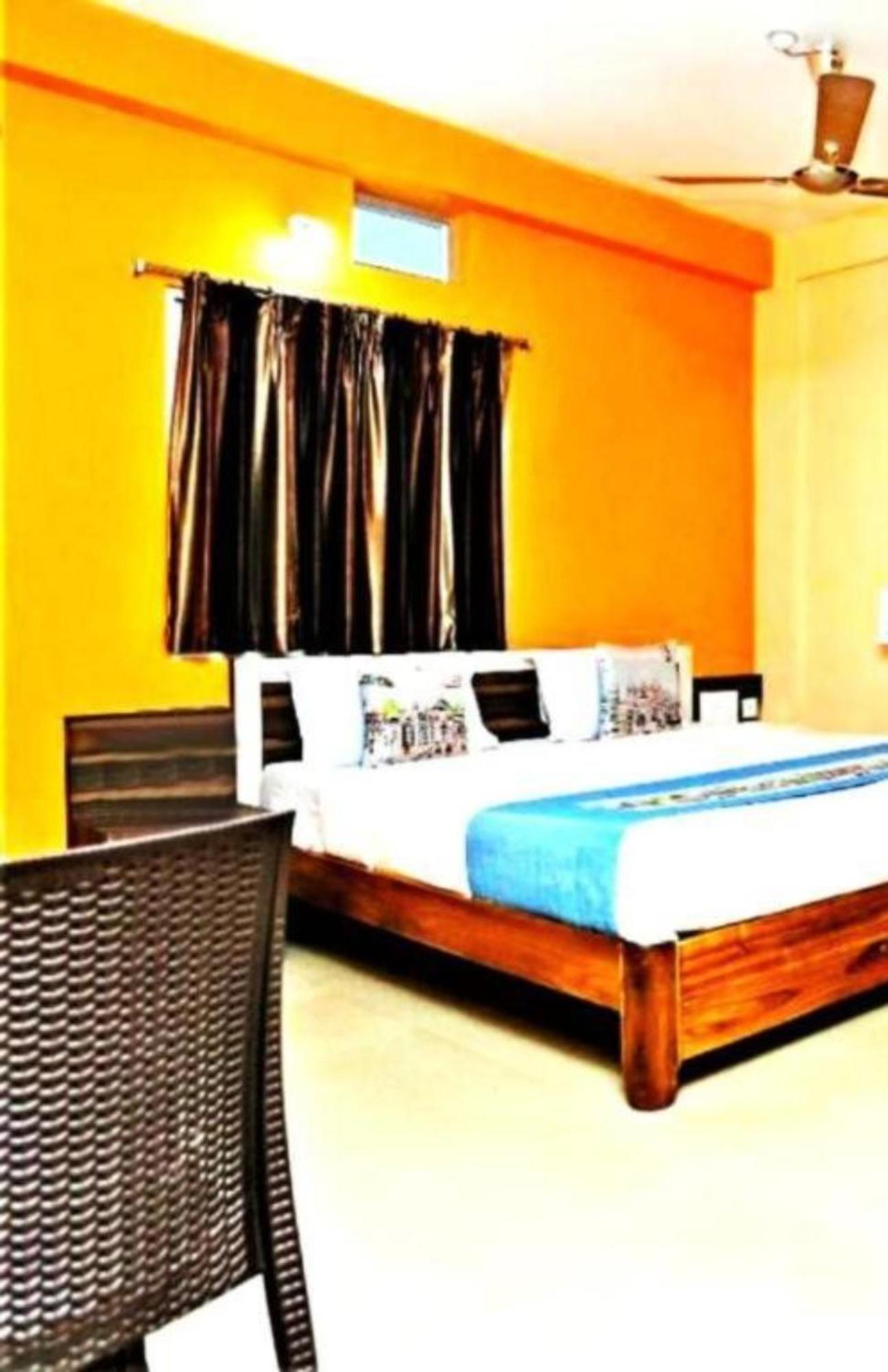 Hotel Krishna Residency Puri Near Sea Beach Best Choice Of Travellers By Morservices Eksteriør billede